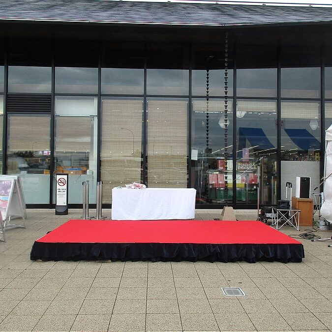 小ステージイベント